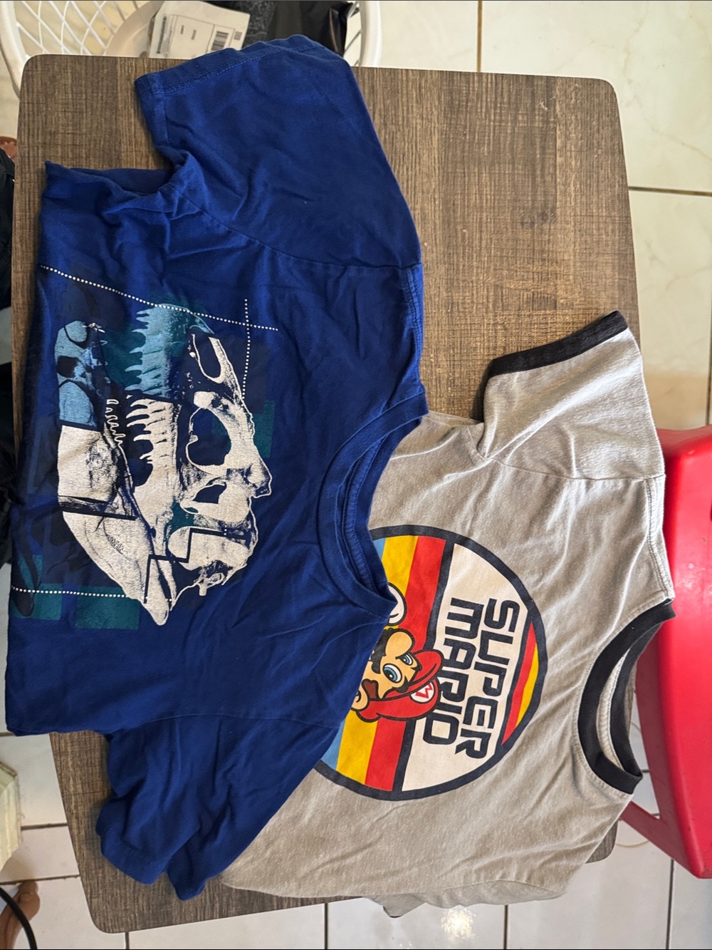 Nintendo Blue Skull Tee & Nintendo Gray Super Mario Logo Ringer Tee